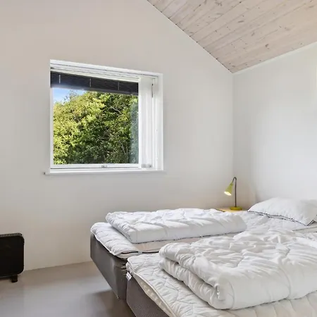 Beautiful In With Kitchen Holiday home *